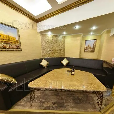 Apartment в центре одессы с бассейном и джакузи Odesa